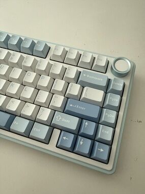 Brand new AULA F75 wireless mechanical keyboard - creamy sound, RGB backlight,